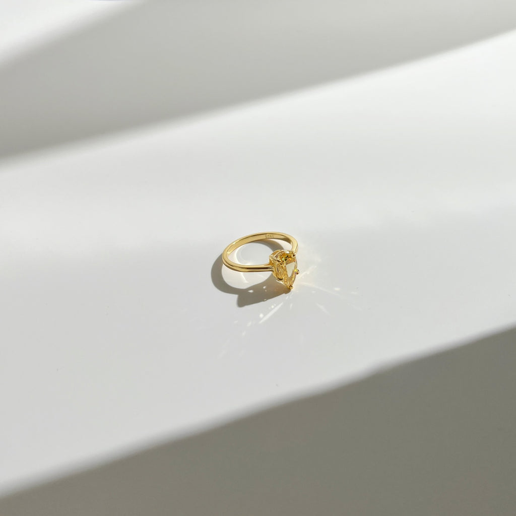 1.5ct 18k Gold-Plated Yellow ‘Soleil’ Pear Cut Solitaire Ring
